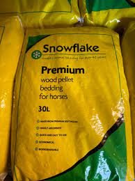 Pellet horse bedding 